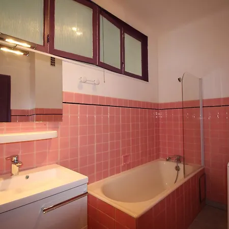 - Le Parc Grand Studio Calme Absolu Апартаменты